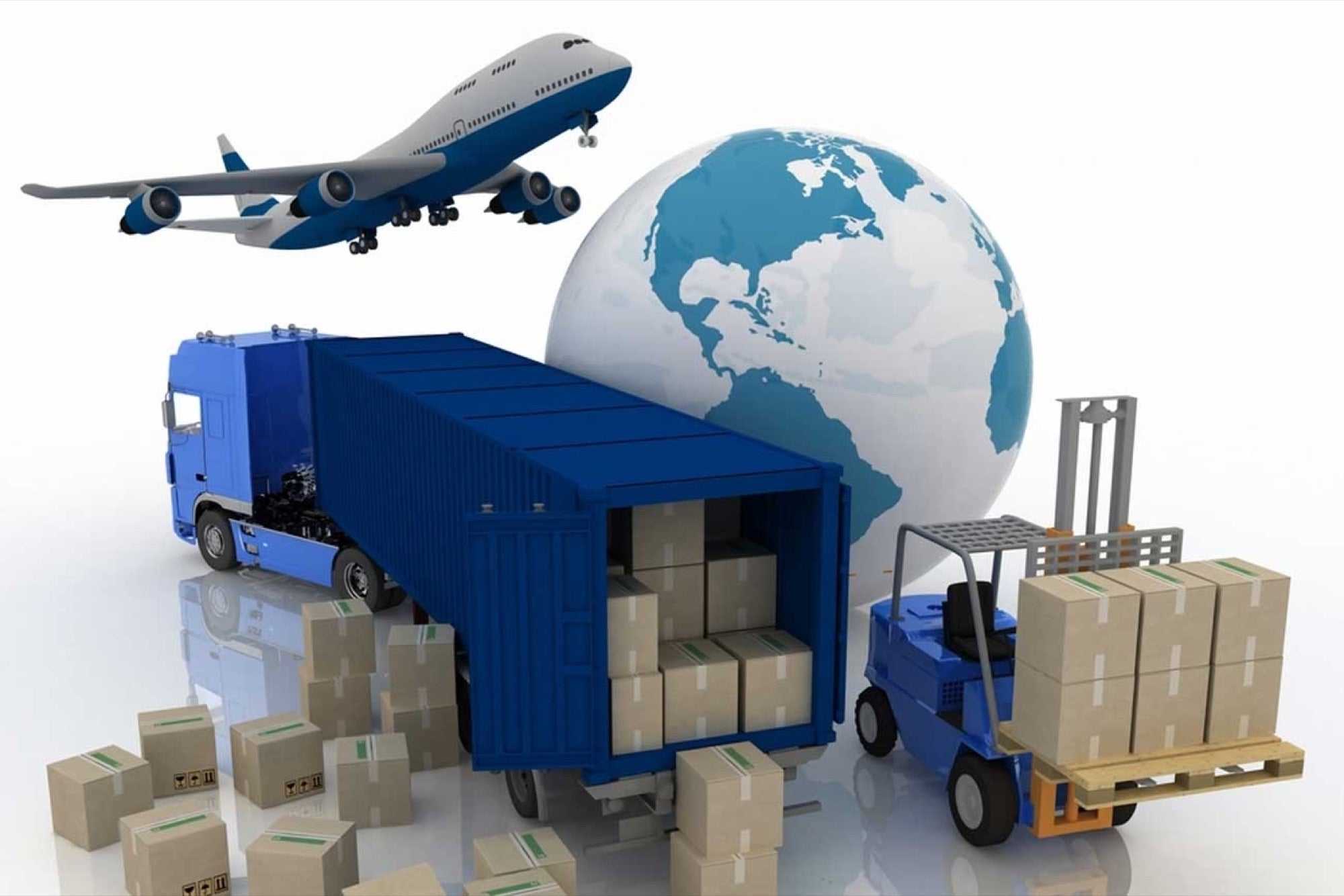 Comparing Freight Forwarders vs. Traditional Shipping Services